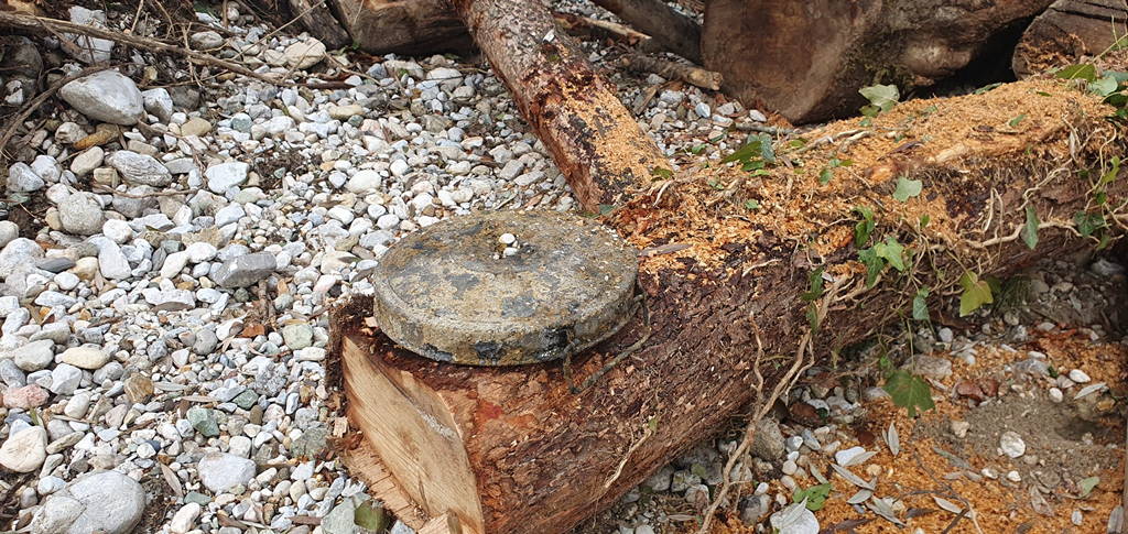 Najdba Neeksplodirane Protitankovske Mine V Spodnjih Stranjah